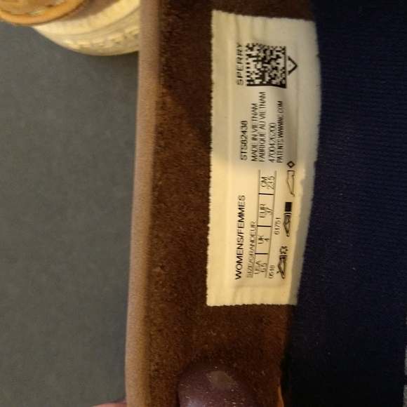 VGUC. Sperry topsider size 6.5. - Picture 5 of 7